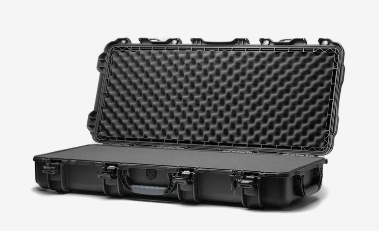 Nanuk Case w / foam - Black